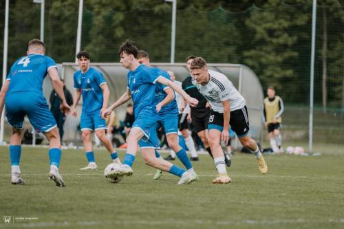 Sokół Sieniawa - Wiślanie Jaśkowice 2:4